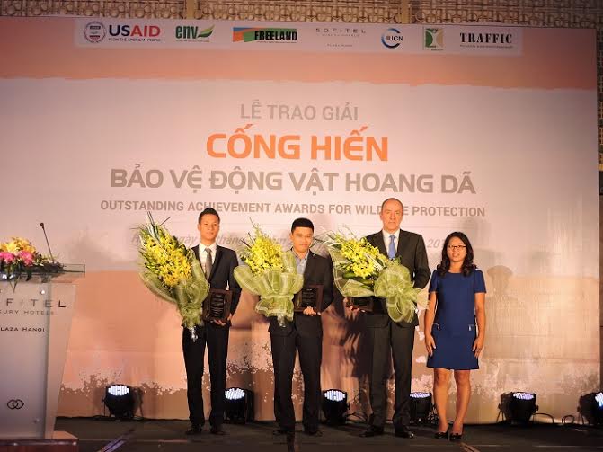 đoạt[-]giải[-]Cống[-]hiến[-]Bảo[-]vệ[-]Động[-]vật[-]hoang[-]dã[-]năm[-]2015